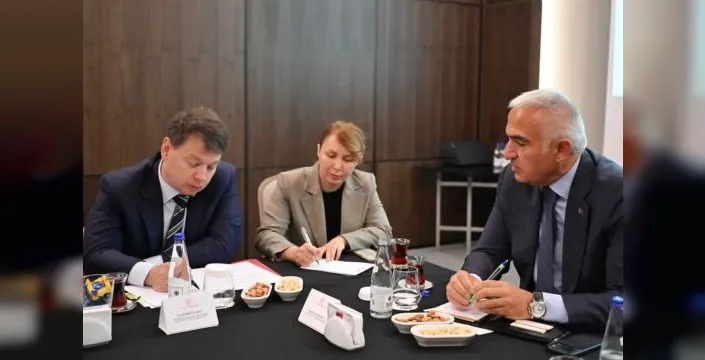 Türkiye ile Rusya hava ulaşımını ele aldı