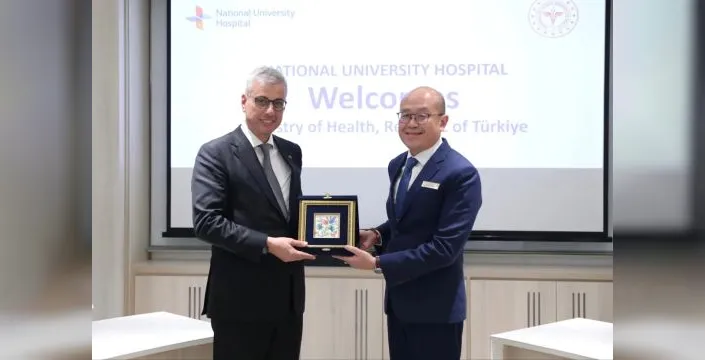 Türkiye ve Singapur aşı üretimi için görüştü