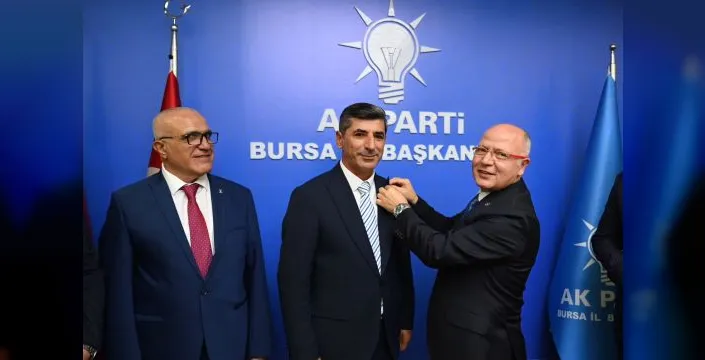 Yenişehir meclis üyeleri AK Parti'ye katıldı