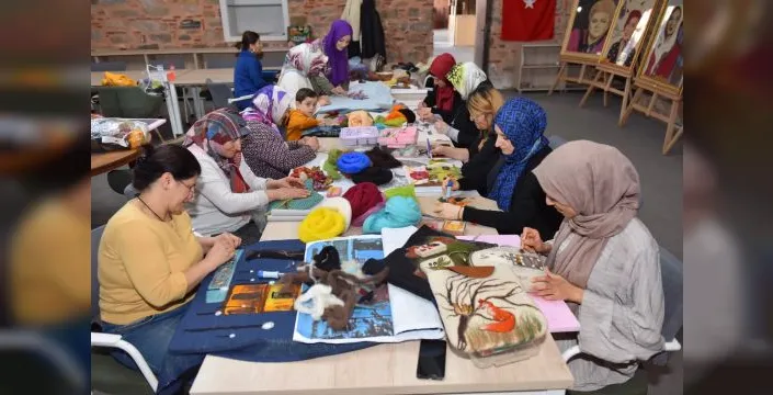 YIL-MEK kurslarına ilgi arttı