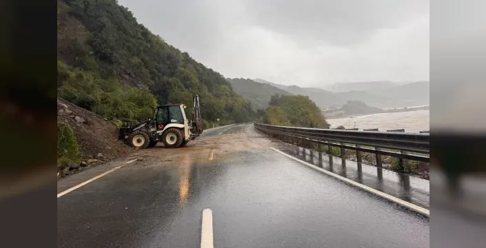 Zonguldak'ta sağanak sonrası 1.053 personel sahada